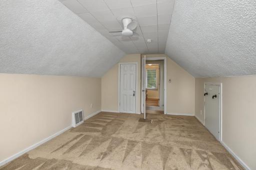 653 4th Avenue S, South Saint Paul, MN 55075