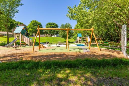 Bassett Creek Park - A scenic neighborhood park offering walking trails, open green space, playgrounds, picnic areas, and access to Bassett Creekâan ideal spot for recreation, relaxation, and enjoying nature close to home.