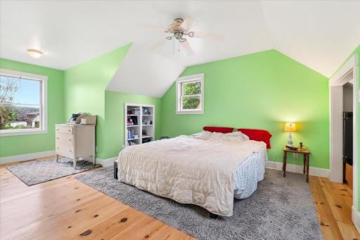 2nd floor bedroom