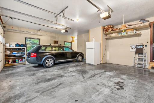 Spacious 2 Car Attached Garage