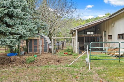 Chicken coop, Horse Stall