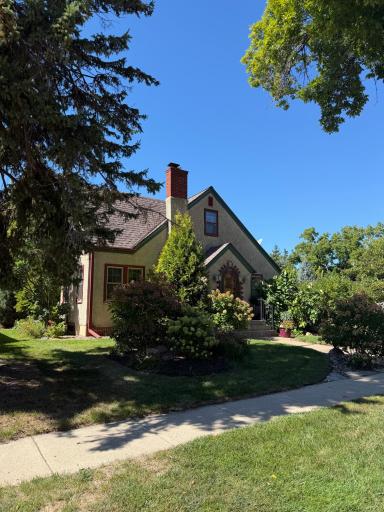 802 SW 6th Street, Willmar, MN 56201