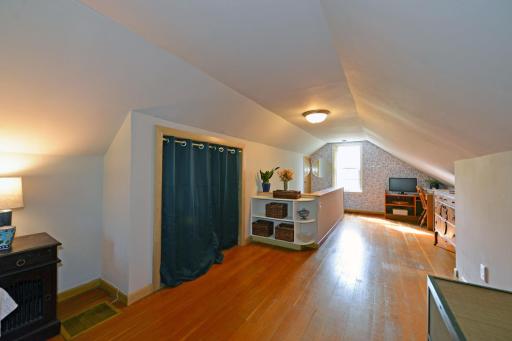 3415 2 1/2 Street NE, Minneapolis, MN 55418