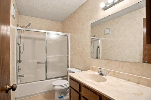 4385 Trenton Lane N, 212, Plymouth, MN 55442