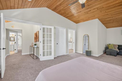 Primary Bedroom w/ Walk In Closet and Private Bath