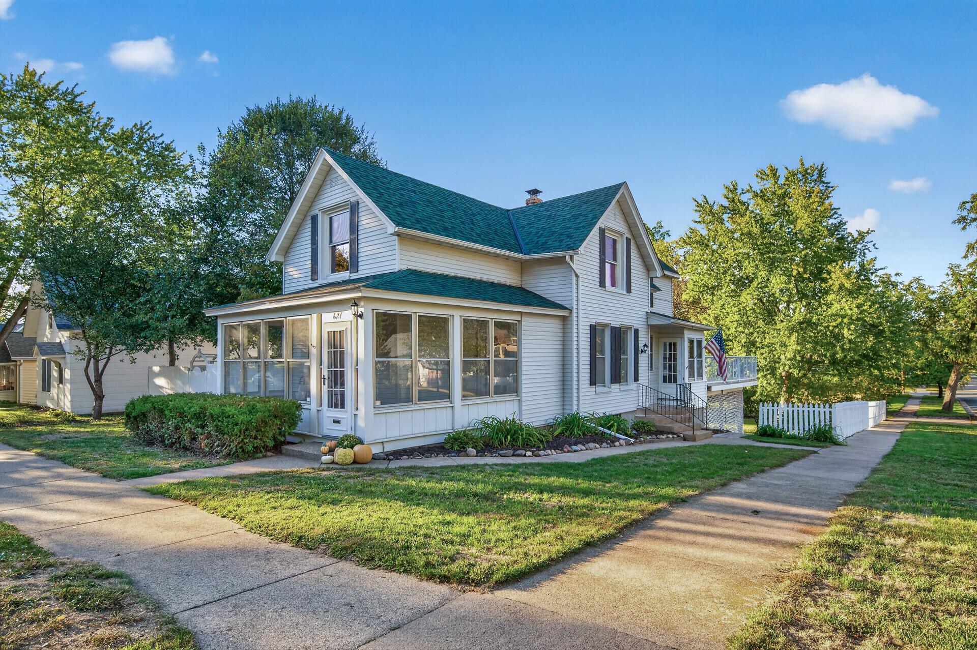 Property photo for 627 Locust Street, Hudson, WI 54016