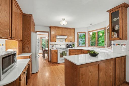 18604 Kristie Lane, Eden Prairie, MN 55346