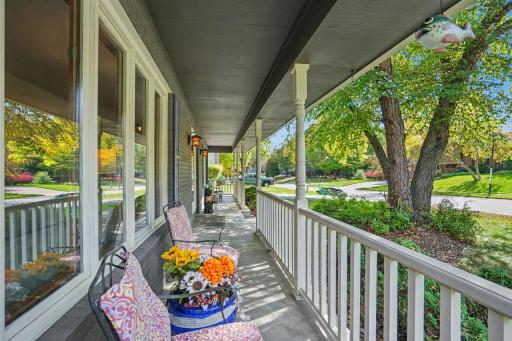 18604 Kristie Lane, Eden Prairie, MN 55346