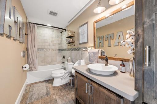 11003 Wesley Dr-MLS-42.jpg