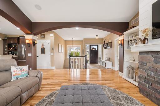 11003 Wesley Dr-MLS-7.jpg
