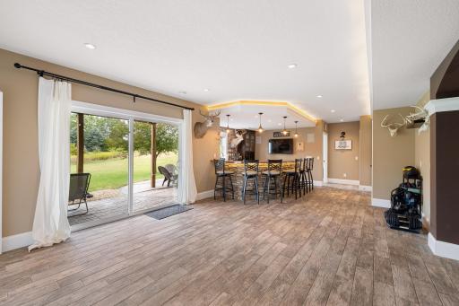 11003 Wesley Dr-MLS-32.jpg