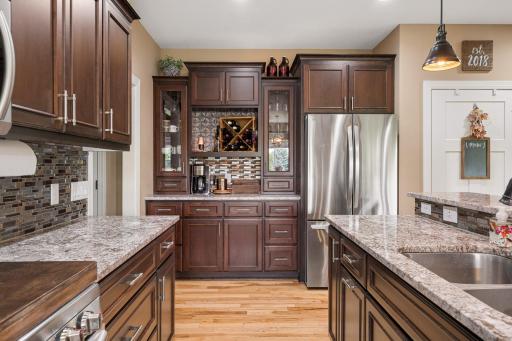 11003 Wesley Dr-MLS-10.jpg