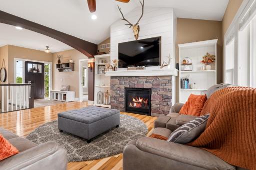 11003 Wesley Dr-MLS-5.jpg