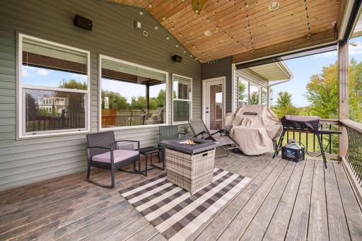 11003 Wesley Dr-MLS-16.jpg