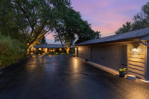 15601 Summit Drive, Eden Prairie, MN 55347