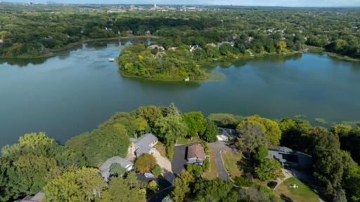 15601 Summit Drive, Eden Prairie, MN 55347