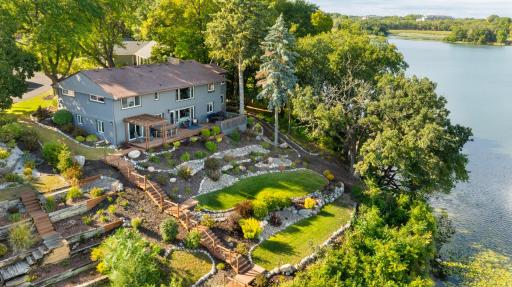 15601 Summit Drive, Eden Prairie, MN 55347