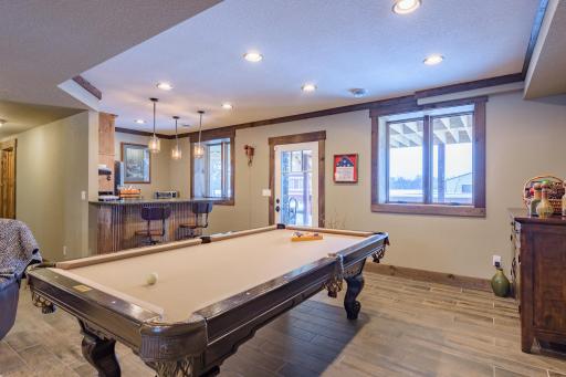 9069 285th Avenue NE, North Branch, MN 55056