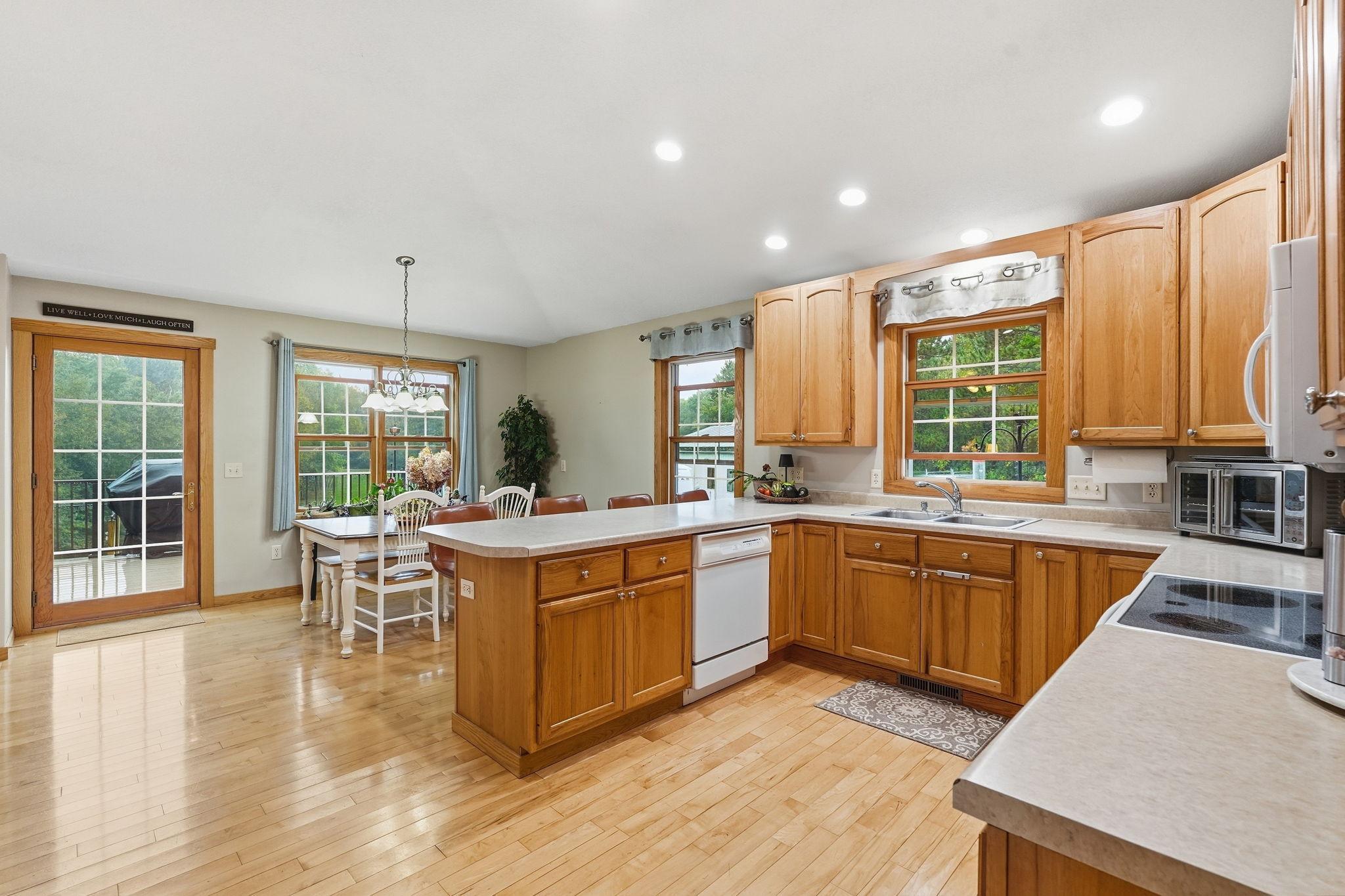 8-web-or-mls-397_175th_St_Osceola_WI_54020_012.jpg