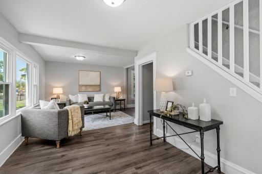 11-web-or-mls-3726 Fremont Ave N-11.jpg