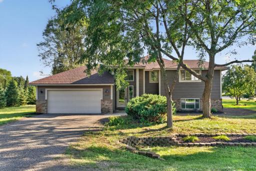14531 93rd Street NE, Elk River, MN 55330