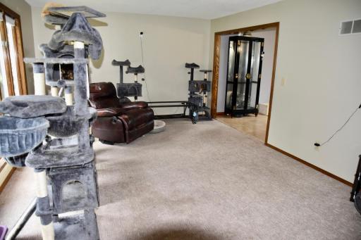 107 Circle Drive, Sibley, IA 51249