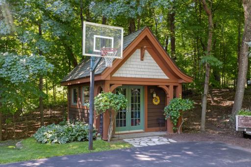 5955 Maple Forest, Mound, MN 55364
