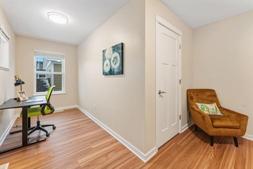 1360 Winthrop Street N, 2, Saint Paul, MN 55119