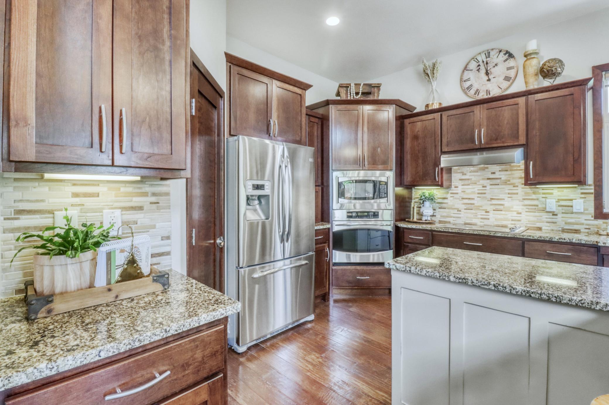 Kitchen1_7.JPG