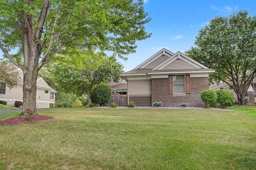 9753 Wedgewood Circle, Woodbury, MN 55125