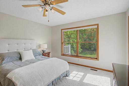 9753 Wedgewood Circle, Woodbury, MN 55125