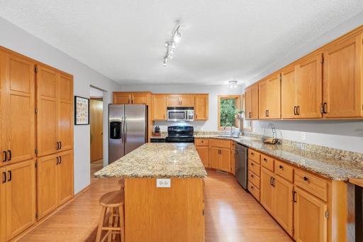 524 Eastwood Court, Eagan, MN 55123