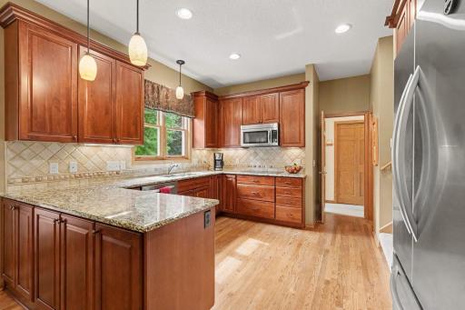 17207 Trenton Lane, Eden Prairie, MN 55347