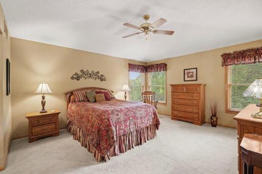 17207 Trenton Lane, Eden Prairie, MN 55347