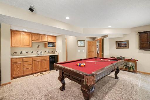 17207 Trenton Lane, Eden Prairie, MN 55347