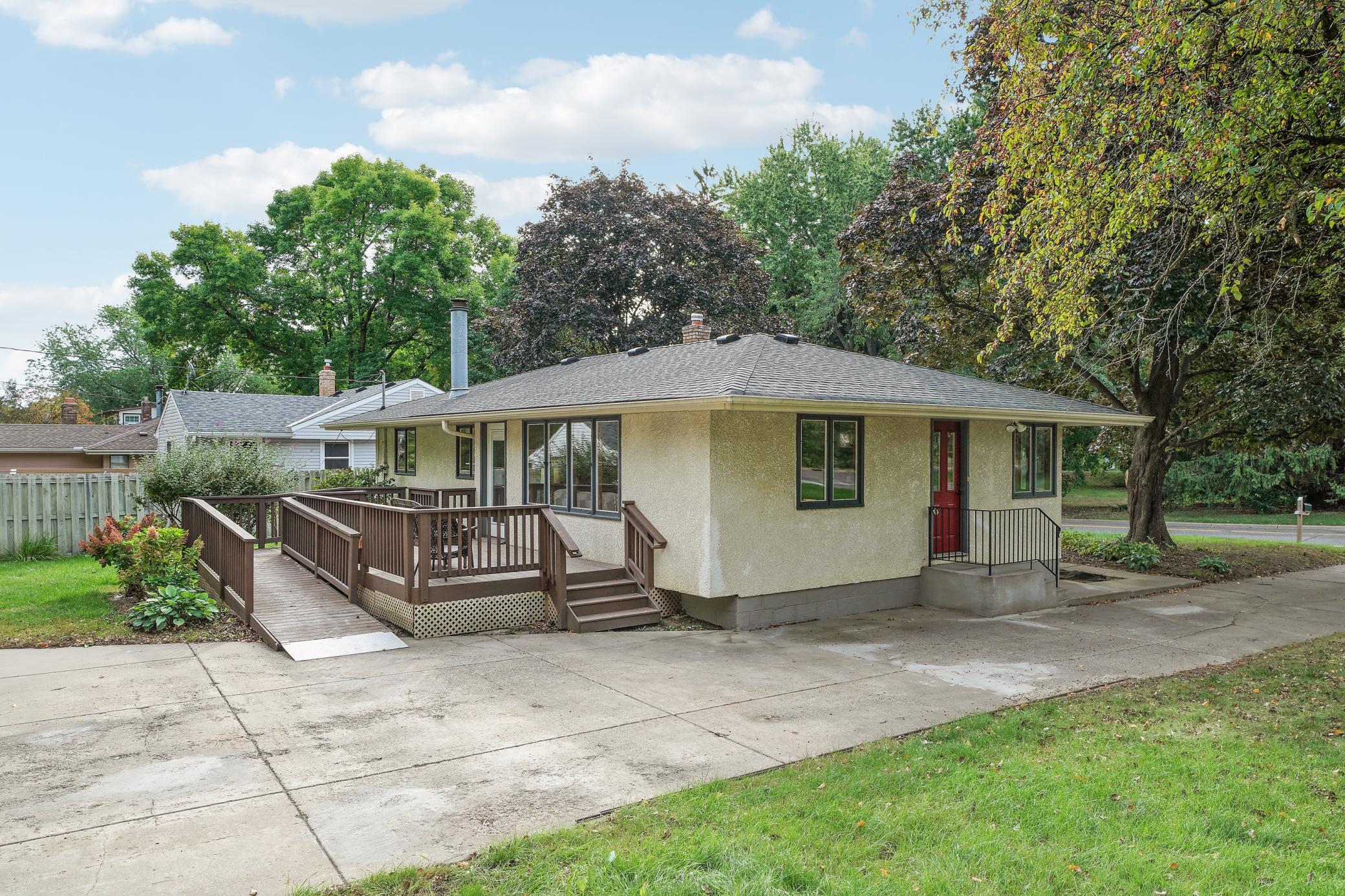8710Photography-High-Resolution-2153-Holloway-Ave-E-St-Paul-MN-55109-55109-41.jpg