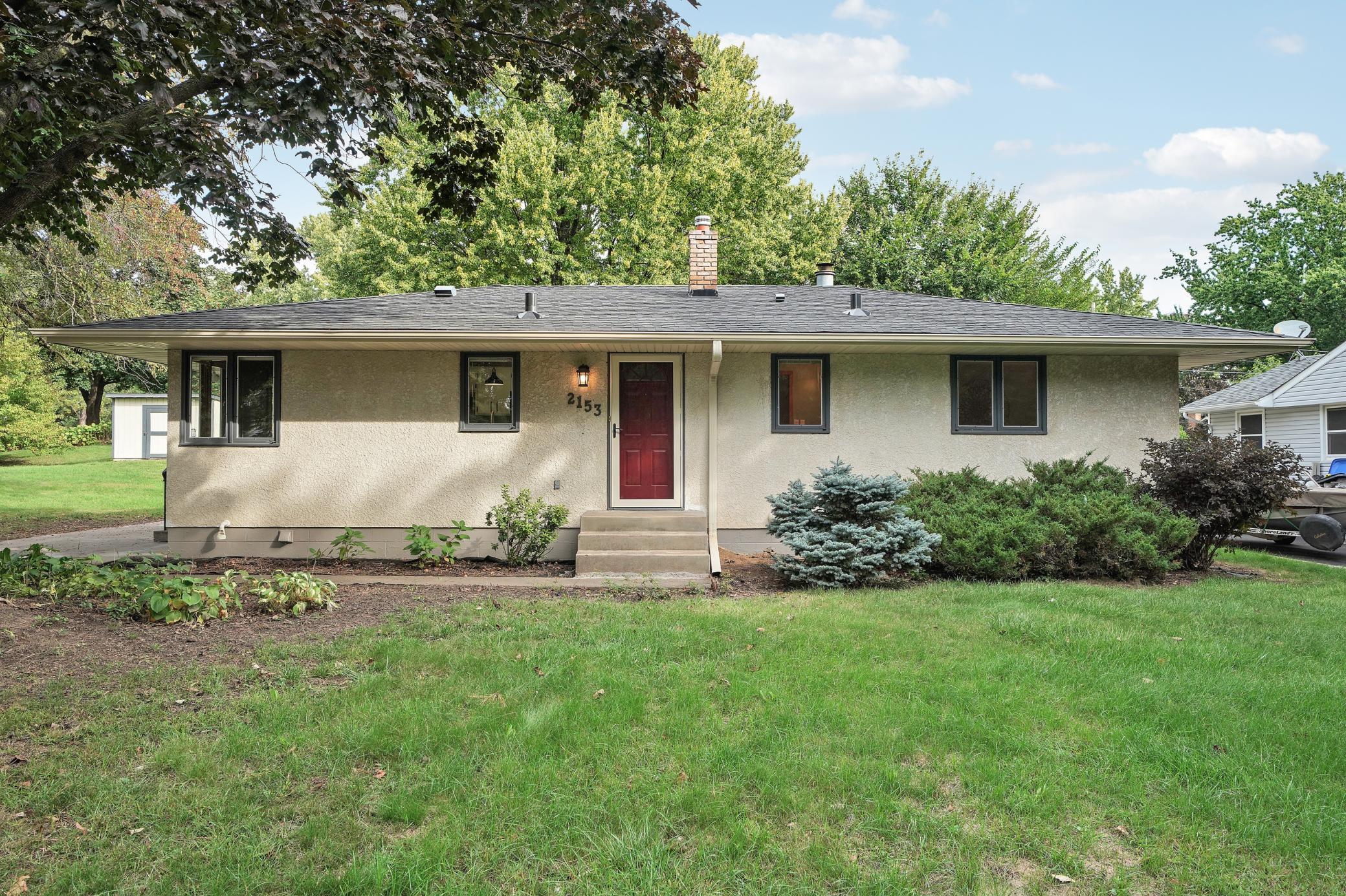 Property photo for 2153 Holloway Avenue E, North Saint Paul, MN 55109