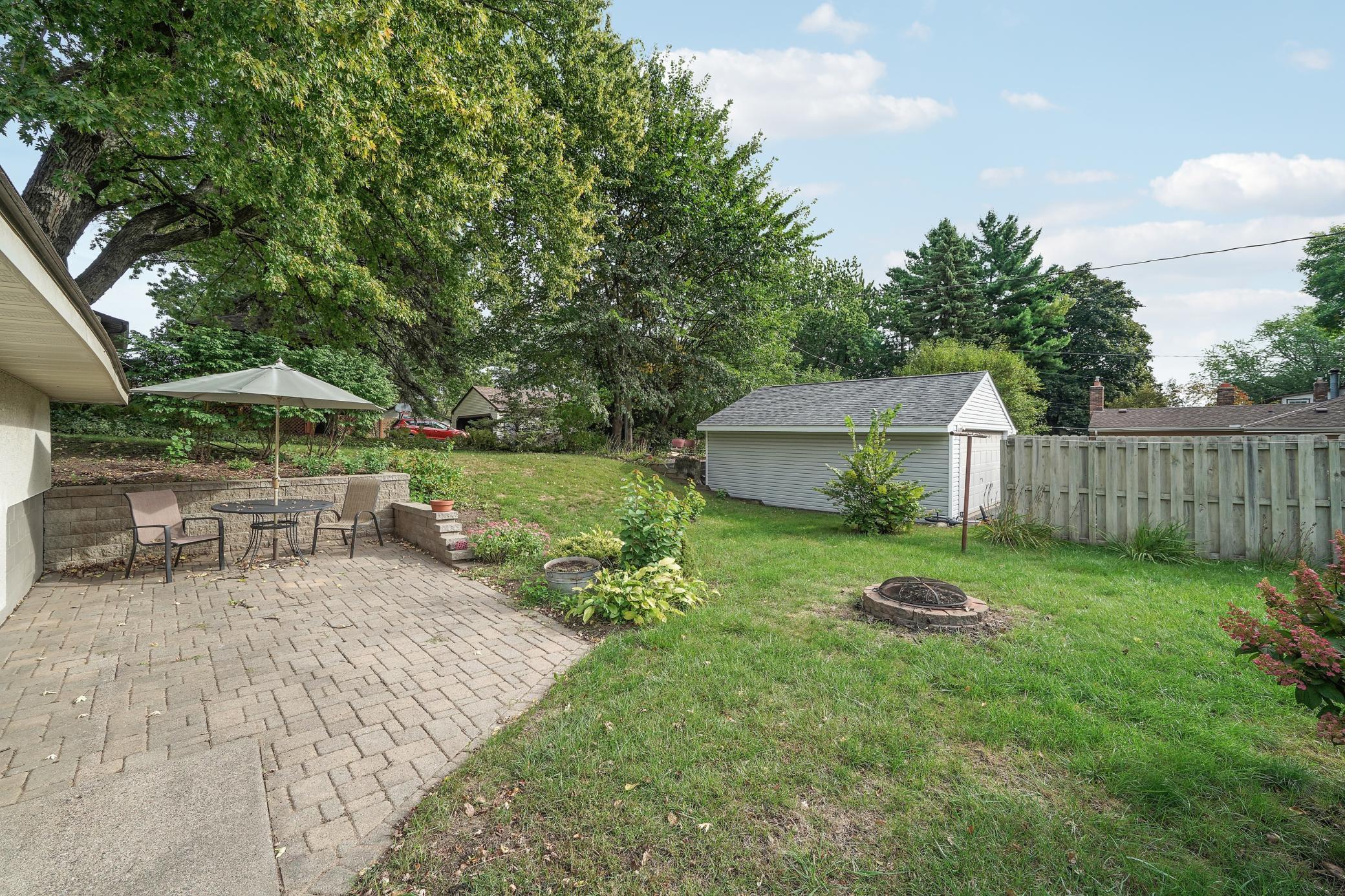 8710Photography-High-Resolution-2153-Holloway-Ave-E-St-Paul-MN-55109-55109-45.jpg