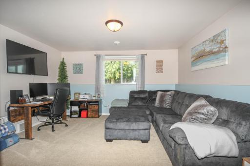 5013 44th Street S, Fargo, ND 58104