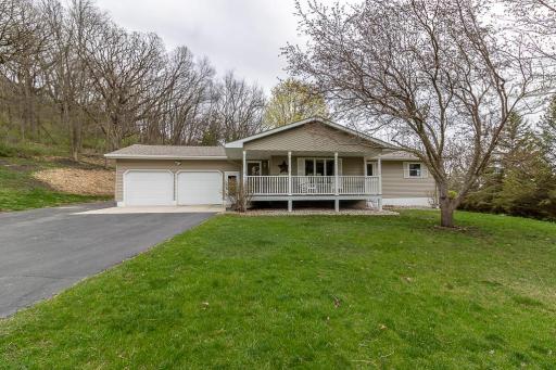 35425 Shakpays Cove Road, Kasota, MN 56050