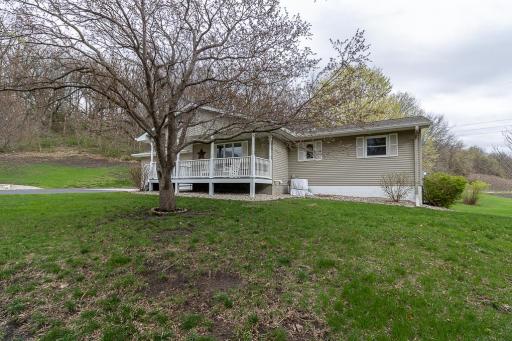 35425 Shakpays Cove Road, Kasota, MN 56050