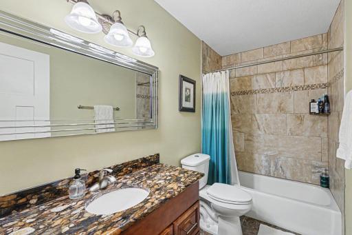 4120 W 137th Street, Savage, MN 55378