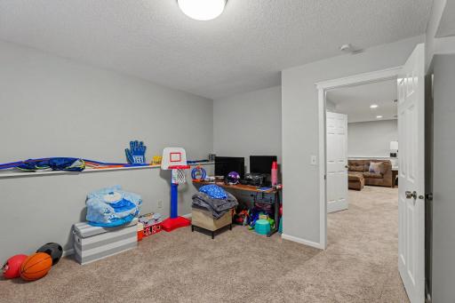 4120 W 137th Street, Savage, MN 55378