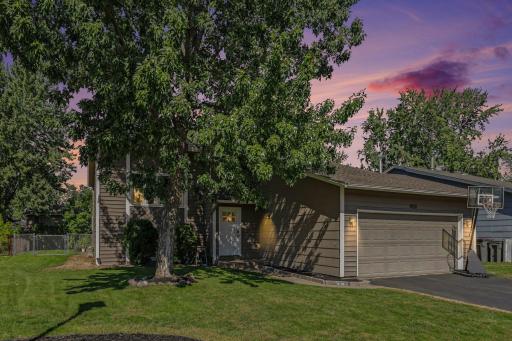 4120 W 137th Street, Savage, MN 55378