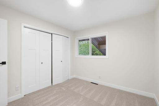 6417 Riverview Terrace NE, Fridley, MN 55432