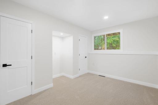 6417 Riverview Terrace NE, Fridley, MN 55432