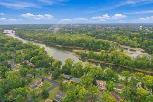 6417 Riverview Terrace NE, Fridley, MN 55432