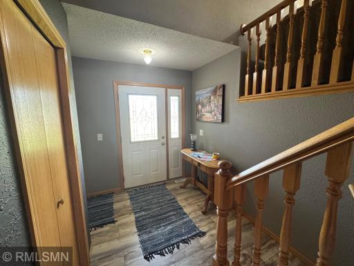 Very open and spacious foyer to greet family and friends.