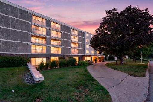 6450 York Avenue S, 217, Edina, MN 55435