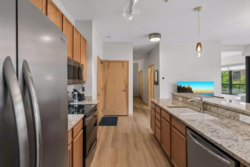 4525 Park Commons Drive, 202, Saint Louis Park, MN 55416
